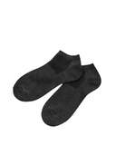 Women's low-cut bamboo socks in white, black, navy and charcoal